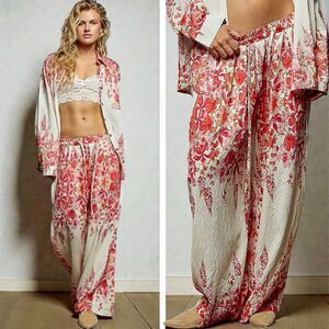 Boho Floral Wide Leg Pants • Flowy Lounge Resort Style • POL • NWT